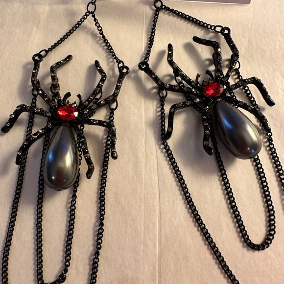 Shio    "Halloween" - Picture 2 of 2